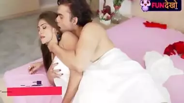 Sexy Girl Fucking- Hot Bed Scene