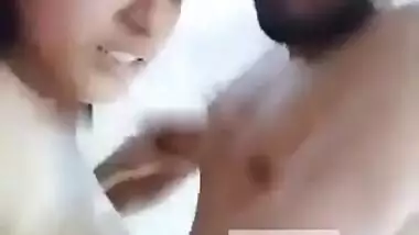 Desi cute girl fucking with bf in hotel