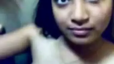 Northindian girl playing with bf dick