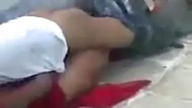 Desi Colg Lovers Sex in Open Secretely Recorded by Classmates wid Audio