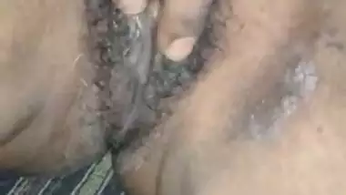 Fucked Indian wife by fingering her pussy