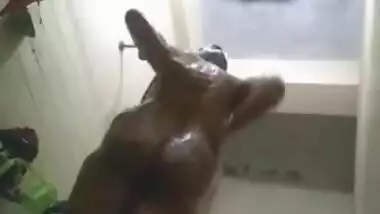 filming my brother wife in shower mms