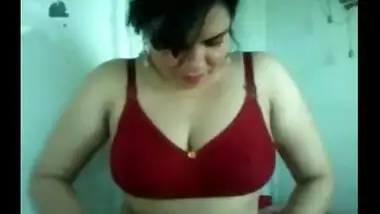 Hot sexy aunty home sex video on request