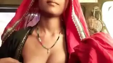 Sexy cute Rajasthani wife displays her nude boobs