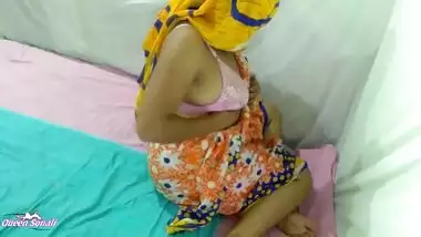 Dost Ki Maa Uske Papa Ki Pahli Puntithi Par Choda Bedroom Me