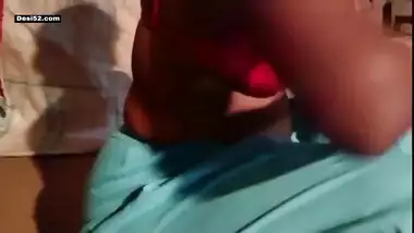 Desi village bhabi fing her big pussy