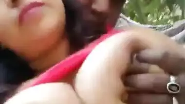 Bengali Boudi Boob Pressed In Jungle