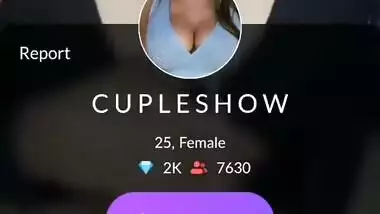 Paki girl showing boobs on tango live