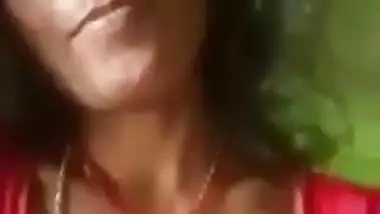 Mature bhabhi showing to lover