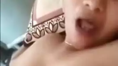 Today Exclusive-horny Bhabhi Shows Her Boobs And Pussy Part 2