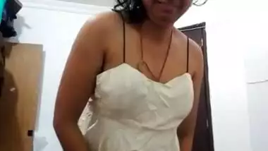 Bhabhi wearing new short sexy dress
