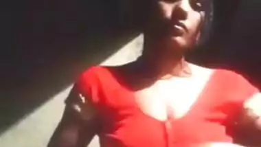 Village Bhabi Showing her Boobs and Pussy