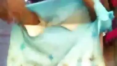 Desi village bhabi show her Nude body