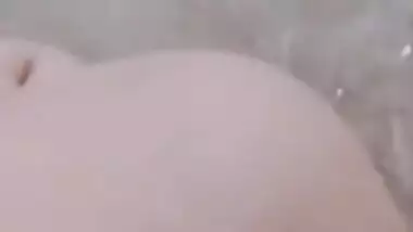 Horny Desi Girl Shows Her Boobs and Pussy