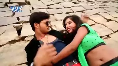 NAVEL - à¤ªà¥à¤¯à¤¾à¤° à¤šà¤¾à¤¹à¥€ à¤œà¥€à¤œà¤¾ - Uhe Pyar Chahi Jija - Suhag Wali Ra