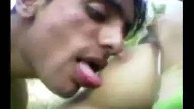 Desi village bhabhi’s outdoor sex with her neighbor