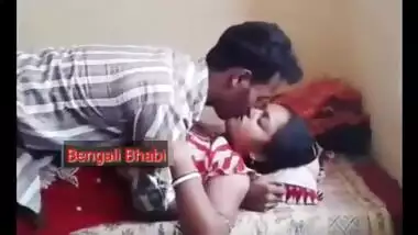 Sexy Bengali Bhabhi Loves Devar’s Penis