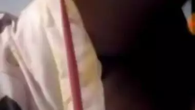 Cute Lankan Girl Showing Her Boobs and Pussy on Video call Part 1