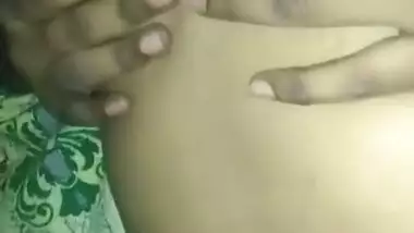 Big Boob Mallu Bhabi Boob Pressing