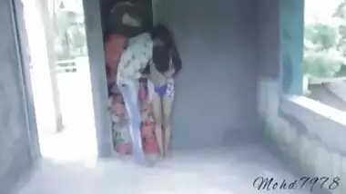 Indian Teen’s Terrace Sex And Hot Blowjob Video