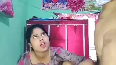 Girls Nipplevideo - Desi girl show her boob nipple video call 2 indian sex video