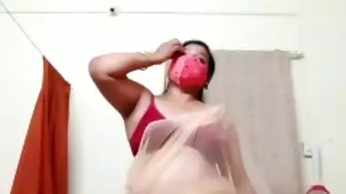 Desi Indian married unsatisfied bhabhi