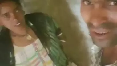 Bihari village girl boob press and viral fucking