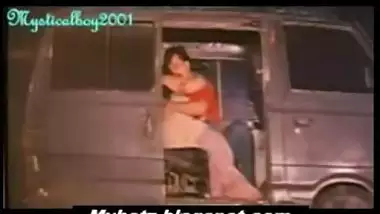 Desi hot couple love making scene