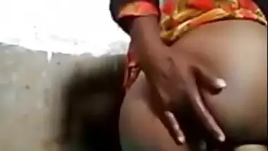 Desi Village Girl Showing Pussy And Ass Part 3