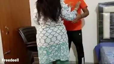 Bangla xxx video of a horny devar fucking his boudhi rough