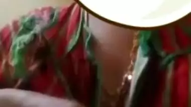 Desi bhabi show her big boob video call 2