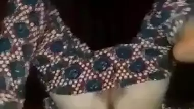 Himachal Village Wife Faiqah Fingering Pussy On Cam