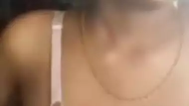 Today Exclusive- Cute Lankan Tamil Girl Showing Her Boobs And Pussy Part 3