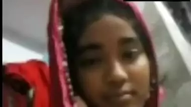 Cute BD Clg Girl Showing Her Boobs On video call