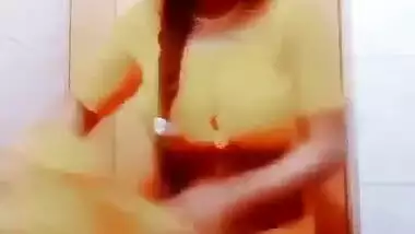 Beautiful Desi Girl Video