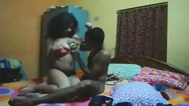 Sexy Mumbai Gf Nude With Lover Fucked Hard at Home