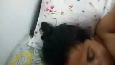 Desi Sexy Bhabhi Awesome Blowjob