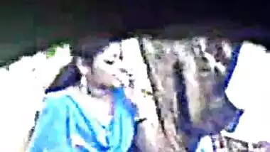 Odia Chakka Sex Video - Tamil uncle making beautiful girl suck in park indian sex video