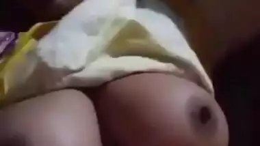 Desi Married Bhabi Showing Boobs and pussy