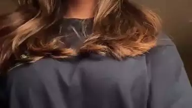 36c boobs size showing topless viral Indian girlfriend