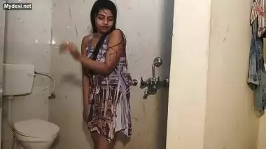 alia advani erotic shower 1