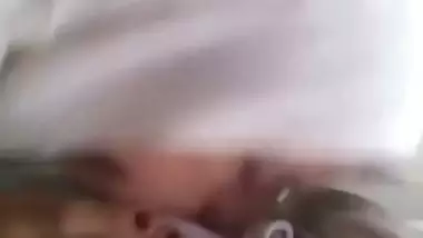 Hijab girl blowjob and nipple slip in Bengali sex