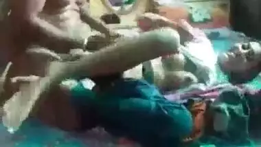 Punjabi hot padosan ko chod chod ke usko garbhwati kia