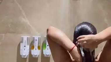 Sexy big boob girl shoots her nude MMS taking a shower