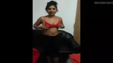 beautiful amateur indian strips