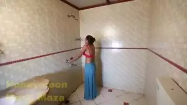 Indian Delhi Bhabhi Hot Sex Video in Shower Big Boobs