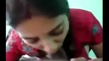 Newly Married Patna Bhabhi Gives Blowjob Before Riding