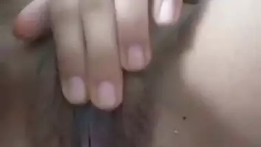 Mast maal pussy rubbing and viral desi fingering