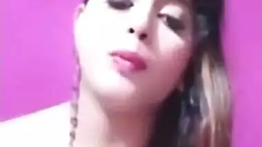 Desi Girl Nude Show With Face