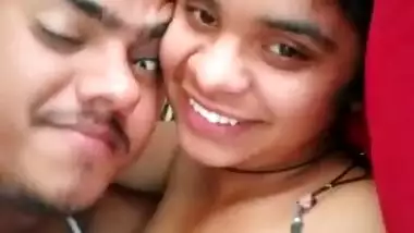 Neend Me Soyi Hui Aunt Sex Video - Newly married couple having sex indian sex video